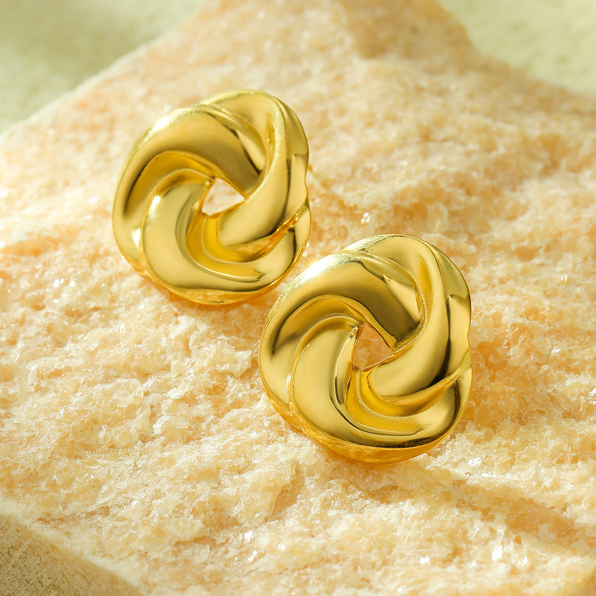 Pendientes de Acero Inoxidable con Diseño Trenzado Estilo Vintage y Baño de Oro de 18K para Mujer