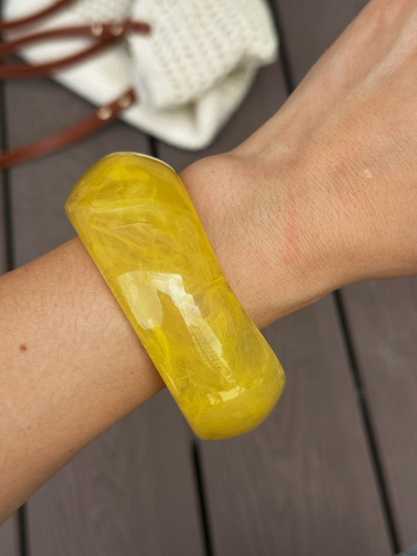 Bracciale Vintage Rotondo Geometrico in Resina Acrilica con Gocciolamento a Olio e Fantasia Sfumata per Donna
