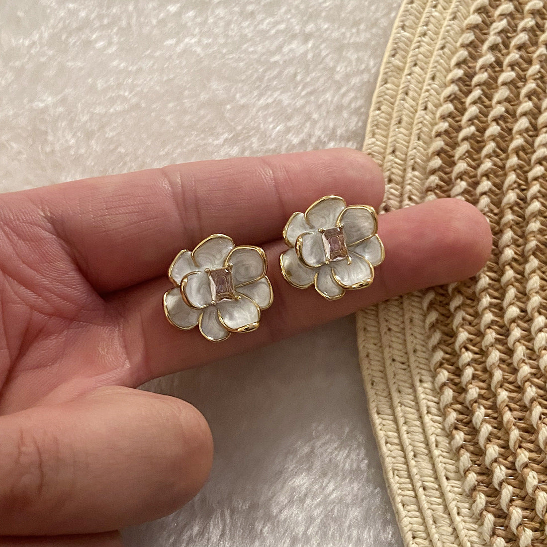 Vintage Floral Enamel Stainless Steel Stud Earrings with Botanical Flower Design for Women