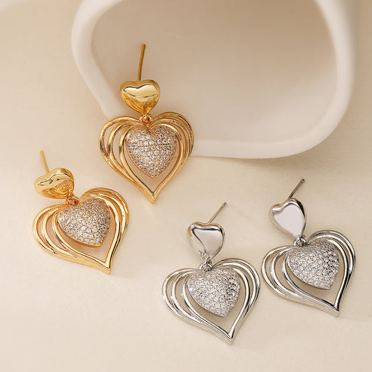 Pendientes Minimalistas de Cobre con Diseño Geométrico Irregular, Baño de Oro Real y Detalles de Corazones de Circonia para Mujer