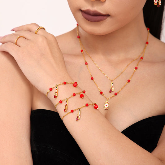 Collana con pendente a forma di caramella a ruota panoramica di lusso con catena in acciaio inossidabile, strass e accenti di granato, dettagli in smalto, da donna