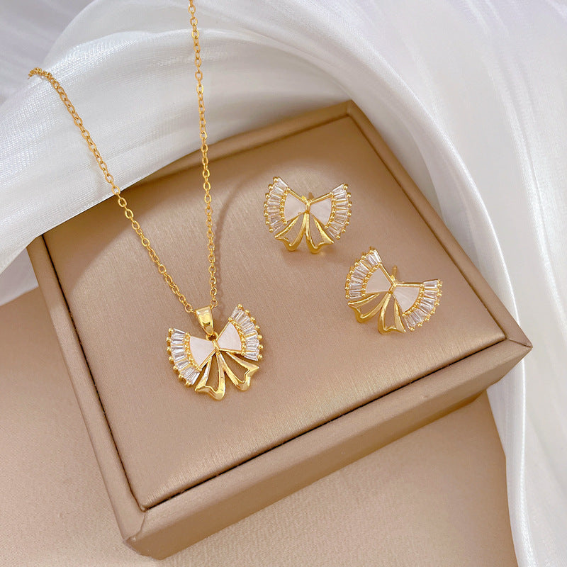 Luxury Fresh and Sweet Plated Brass Zircon Micro-Pave Earrings and Necklace Set