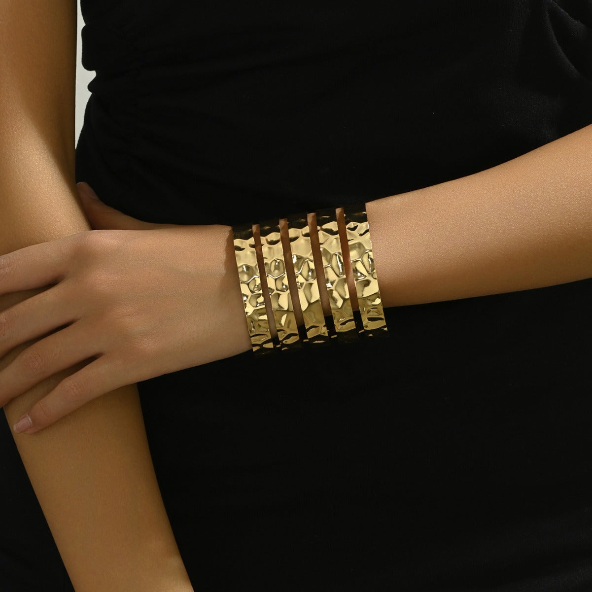 Minimalist Geometric C-Shaped Adjustable Bracelet for Women Made of Iron with Contemporary Fashion Design