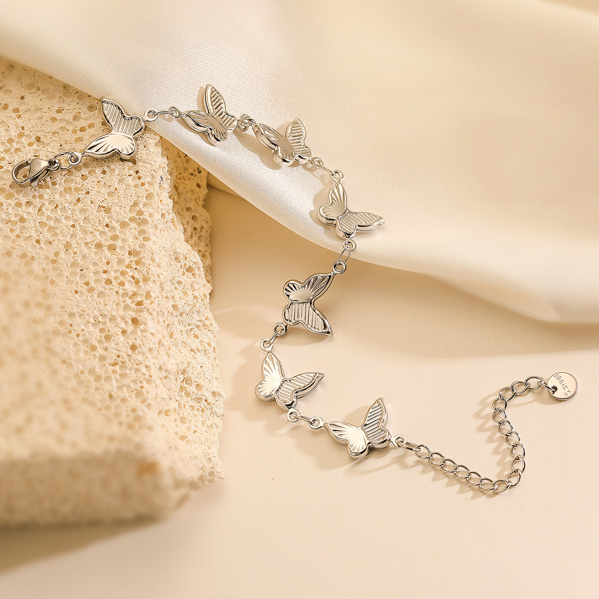 Sweet 18K Gold Plated Stainless Steel Butterfly Bracelet for Women