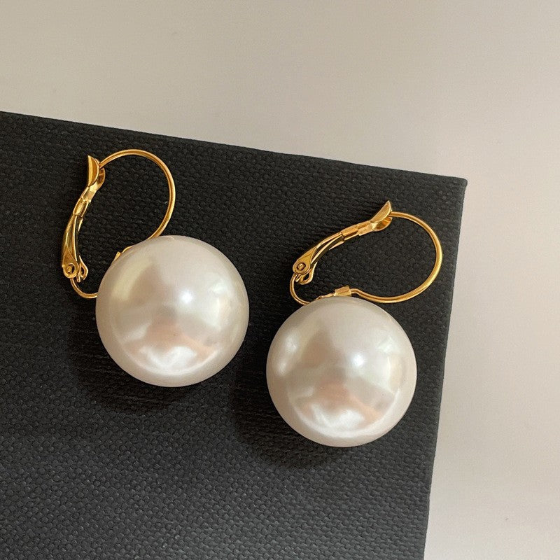 Orecchini a perno con perle stile vintage francese elegante con perni in acciaio placcato per donna, uso quotidiano, design rotondo geometrico minimalista, look di lusso