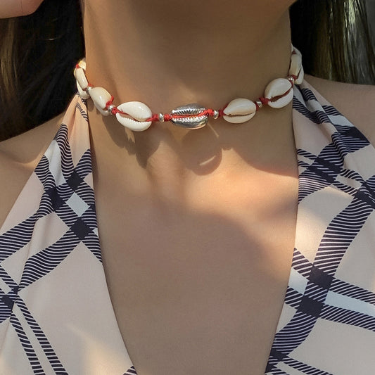 Collar de aleación geométrico minimalista para mujer con cordón encerado y detalles de concha