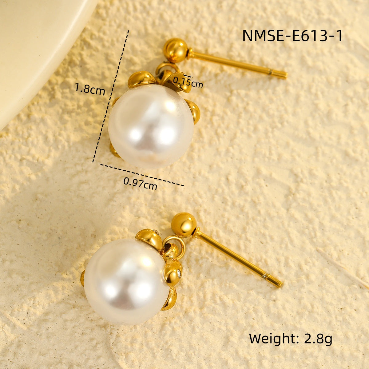 Vintage Style Petal-Shaped Titanium Steel Gold-Plated Pendant Necklace for Women with Zircon and Pearl Inlay