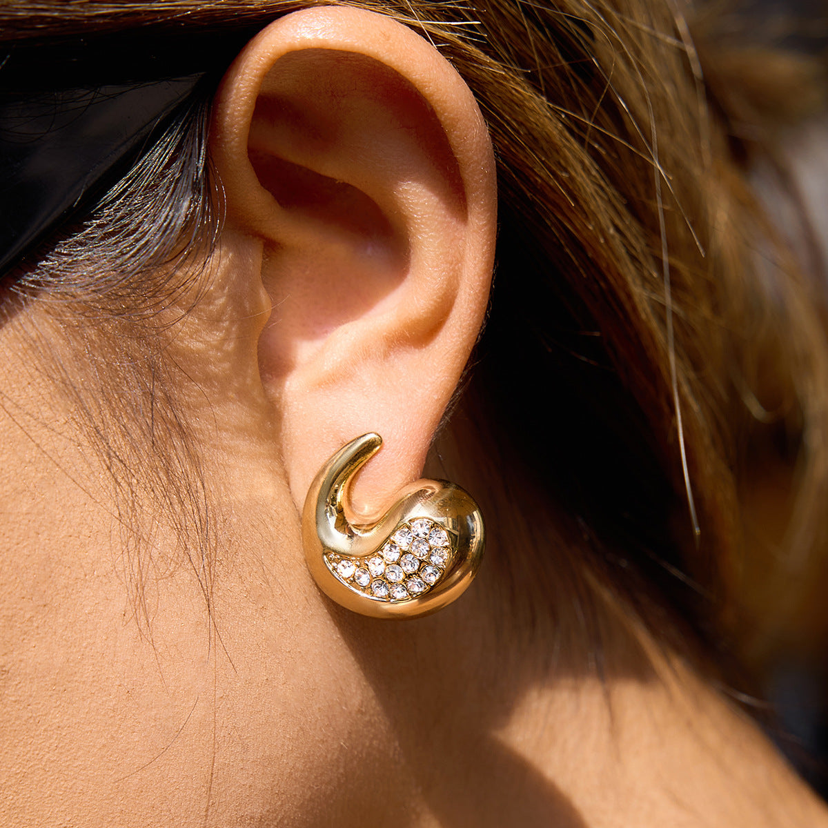 Minimalist 18K Gold Plated Stainless Steel Teardrop Geometric Rhinestone Stud Earrings for Women