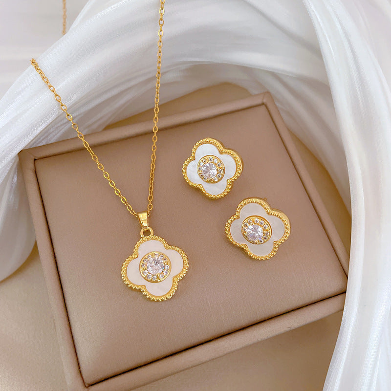 Luxury Plated Titanium Steel Geometric Four-Leaf Clover Shell Necklace and Earrings Set for Women