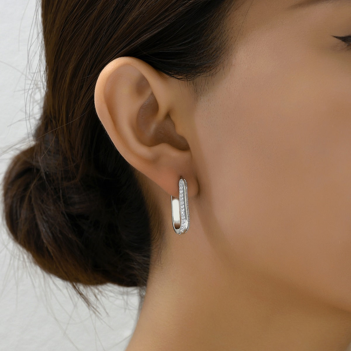 Pendientes de mujer minimalistas, de moda y adecuados para la oficina, geométricos y calados, con base de cobre e incrustaciones de circonita