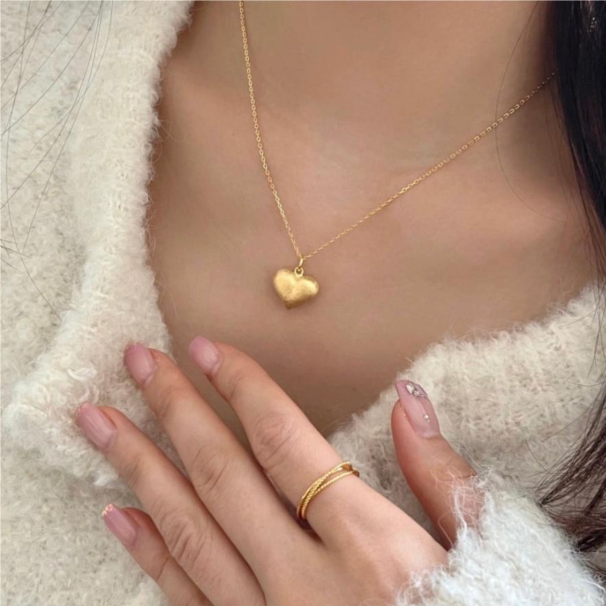 Minimalist Heart-Shaped 925 Sterling Silver Necklace with Brushed Finish on Beaded Chain