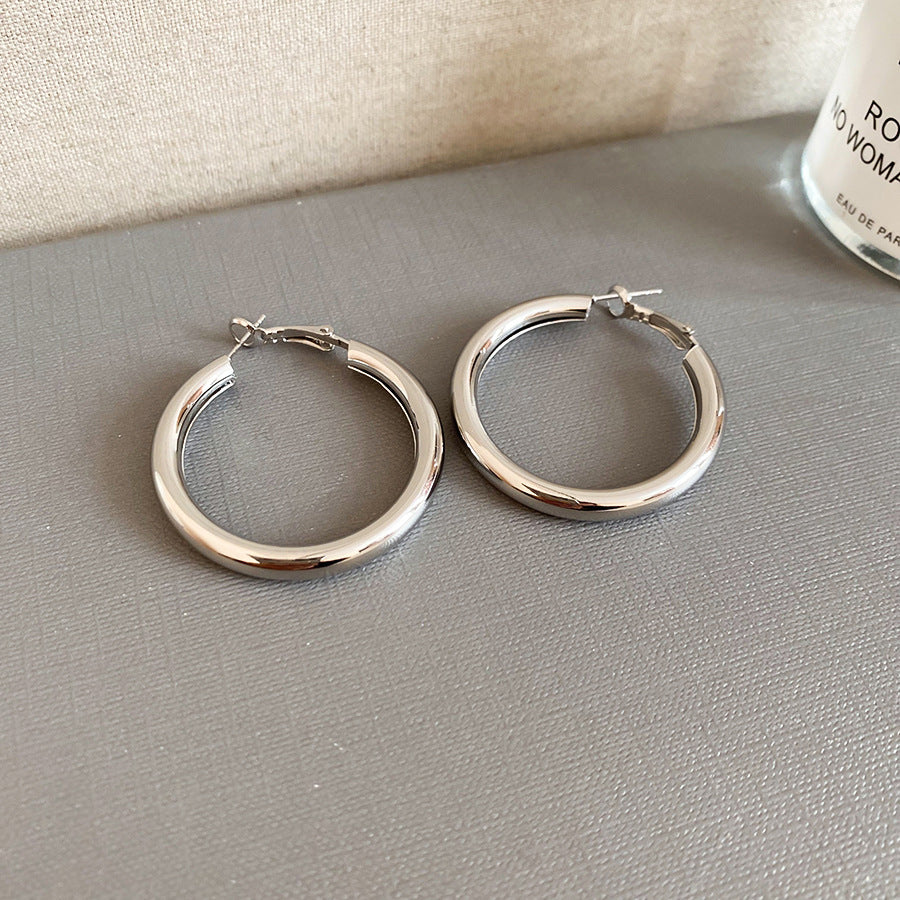 Pendientes de aro redondos geométricos minimalistas para mujer con alambre de acero galvanizado y acabado de metal pulido