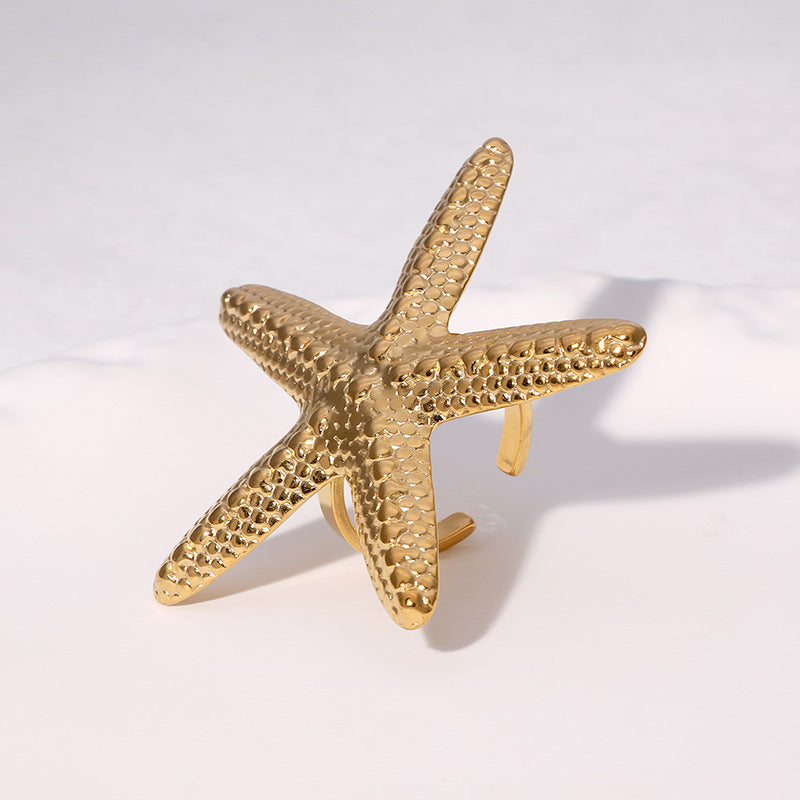 Casual Star-Shaped Stainless Steel Ring for Women with 18K Gold Plating Titanium Steel Band