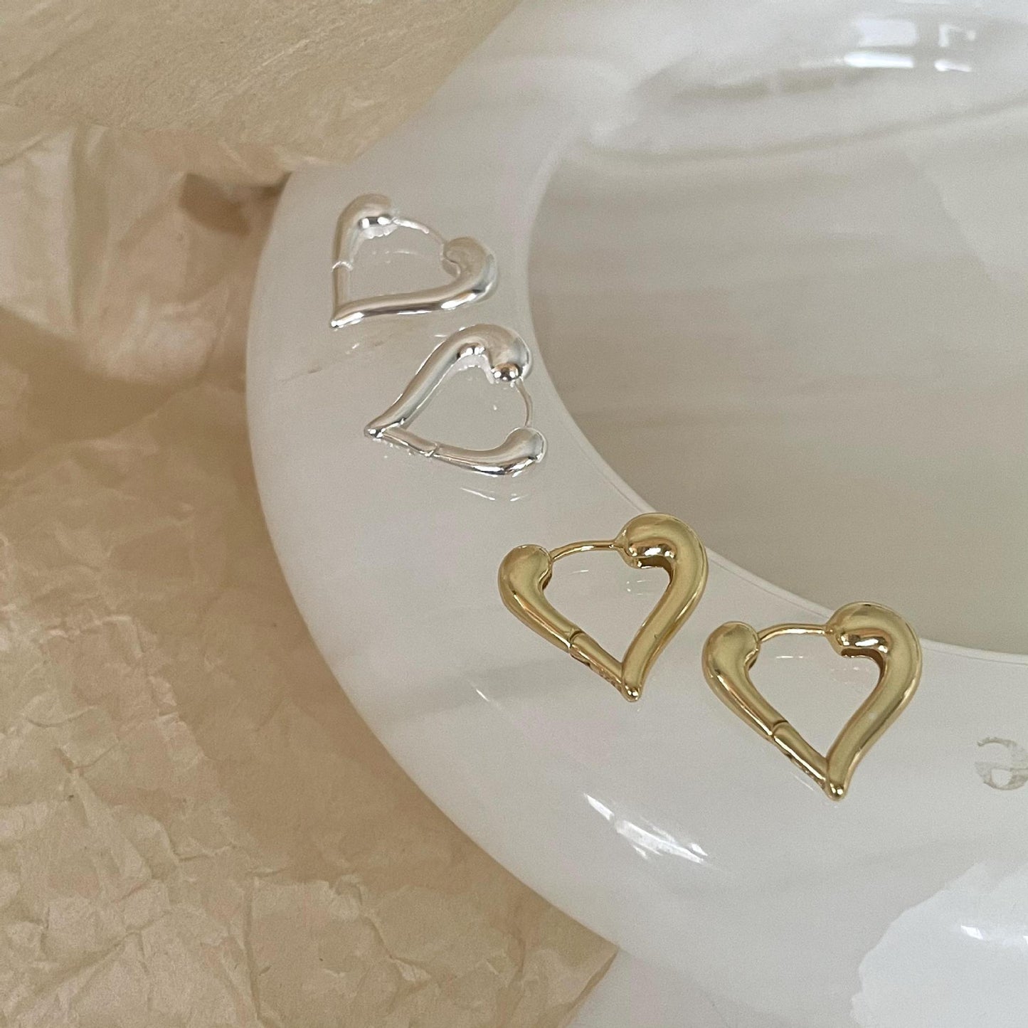 Minimalist Heart-Shaped 925 Sterling Silver Ear Studs for Women with Plated Finish