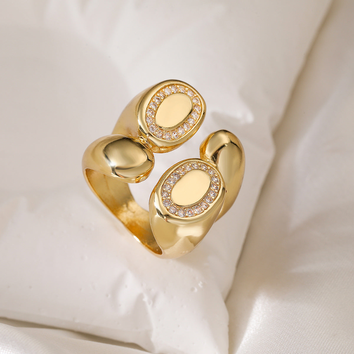 Irregular Geometric Copper Ring with 18K Gold Plating for Women, Fashionable Minimalist Statement Ring