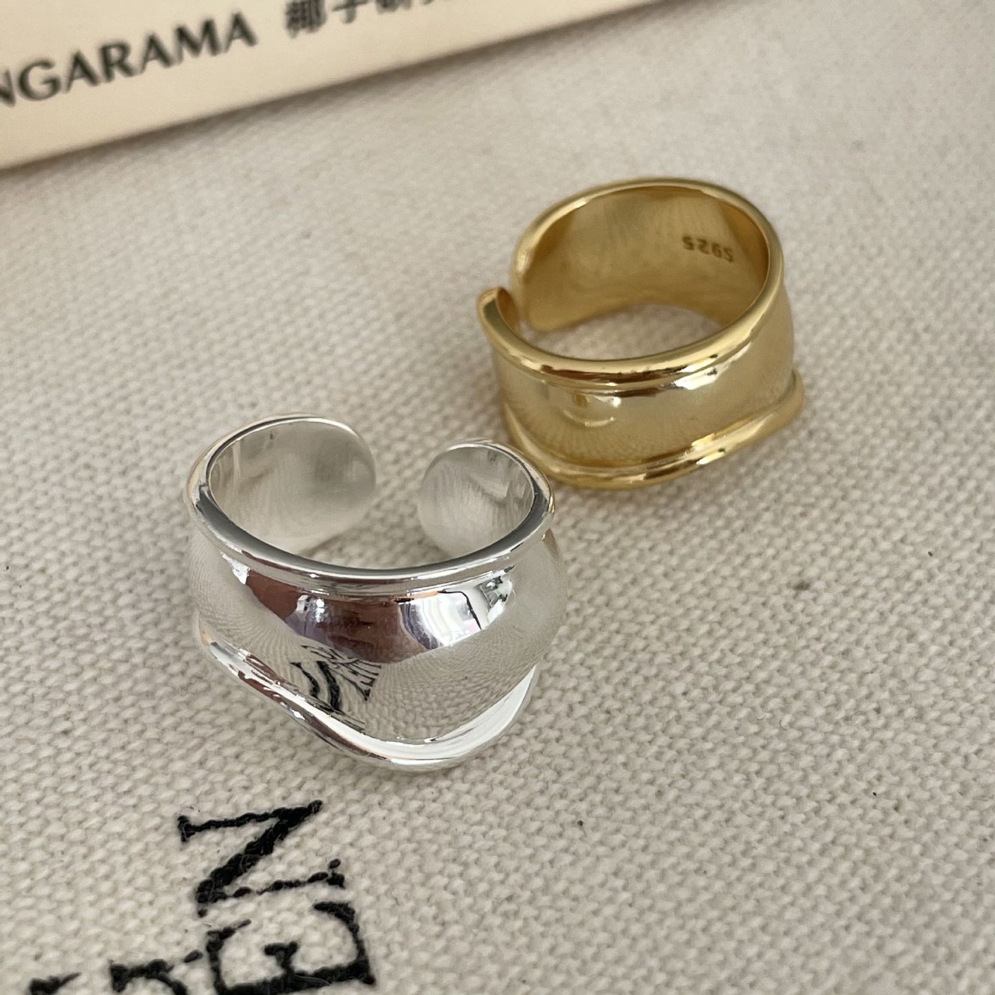 Minimalist Geometric Heart-Shaped 925 Sterling Silver Ring for Women with Irregular Wide Band