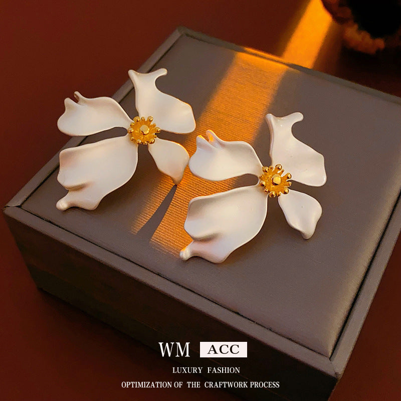 Vintage Floral Geometric Earrings in Brass with Matte Plated Finish for Women