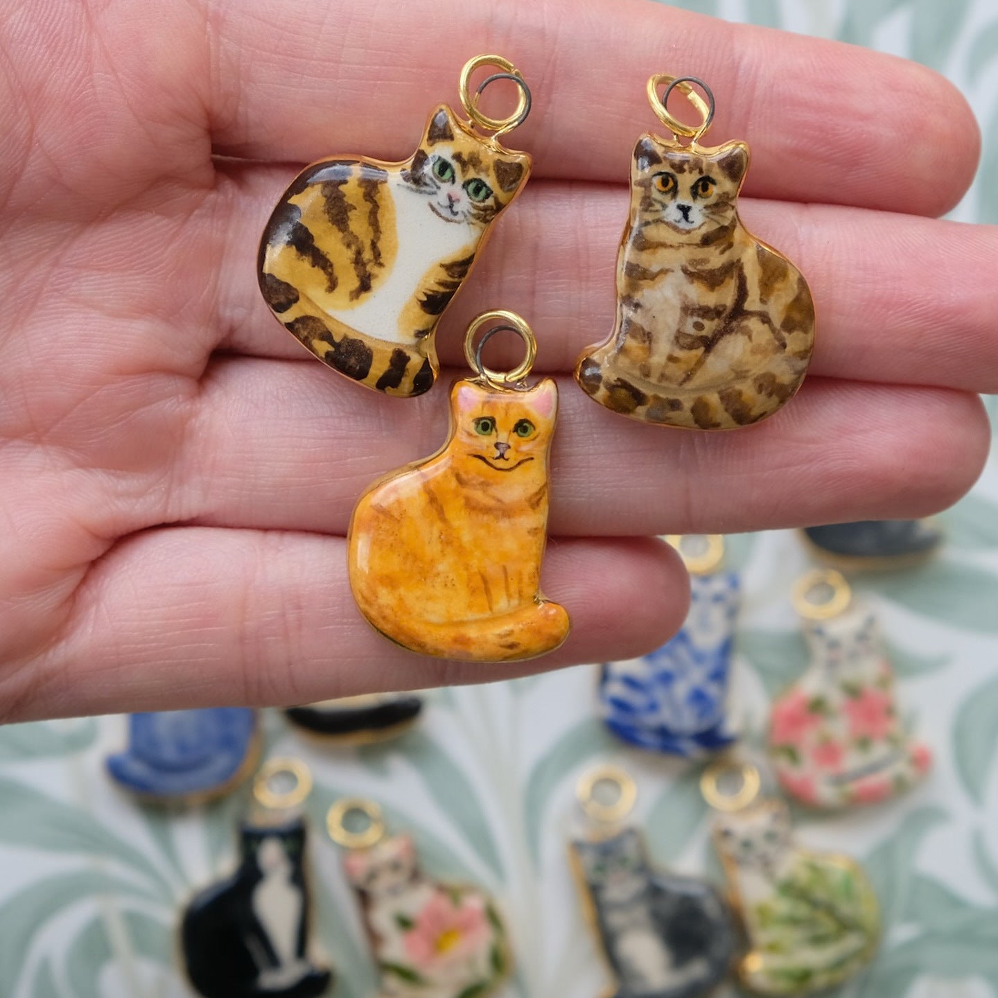 Cute Cat Ceramic Drip Oil Plated Stainless Steel Charm Bar Pendant