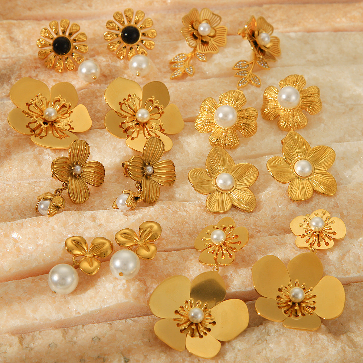 Vintage French Style 18K Gold Plated Stainless Steel Flower Pearl Stud Earrings for Women