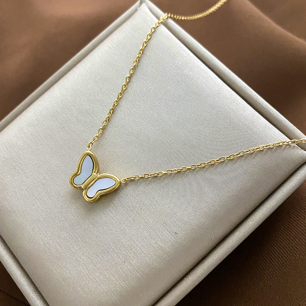Minimalist Animal-Shaped Titanium Steel Clavicle Necklace for Women with Electroplated Finish and Irregular Design