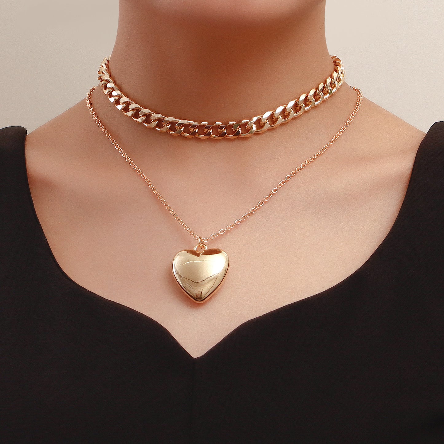 Minimalist Geometric Double-Layer Choker Necklace with Large Heart Pendant in Alloy with Plated Finish for Women