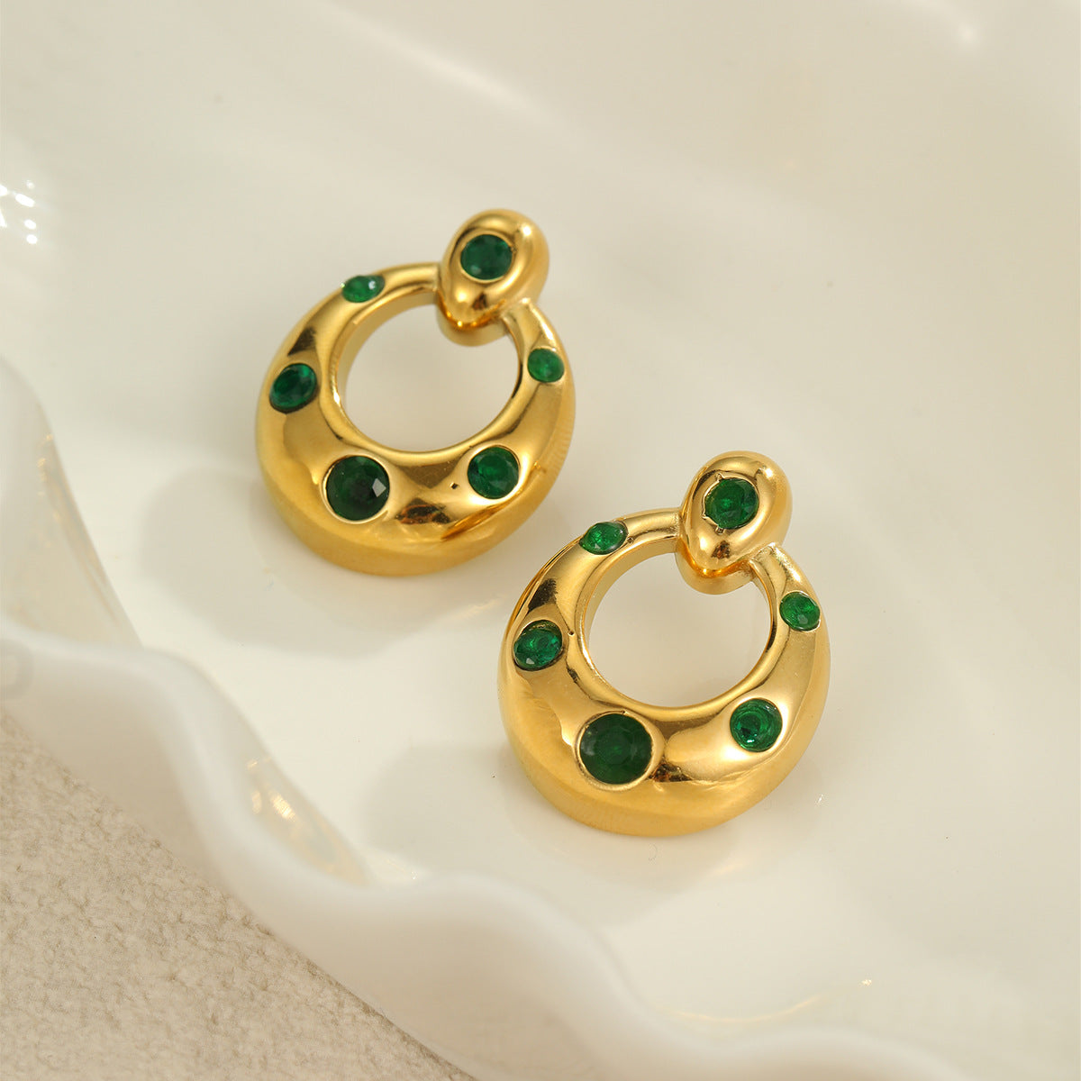Vintage-Style Geometric U-Shaped Stainless Steel Earrings with Rhinestone Inlay and Plated Finish for Women