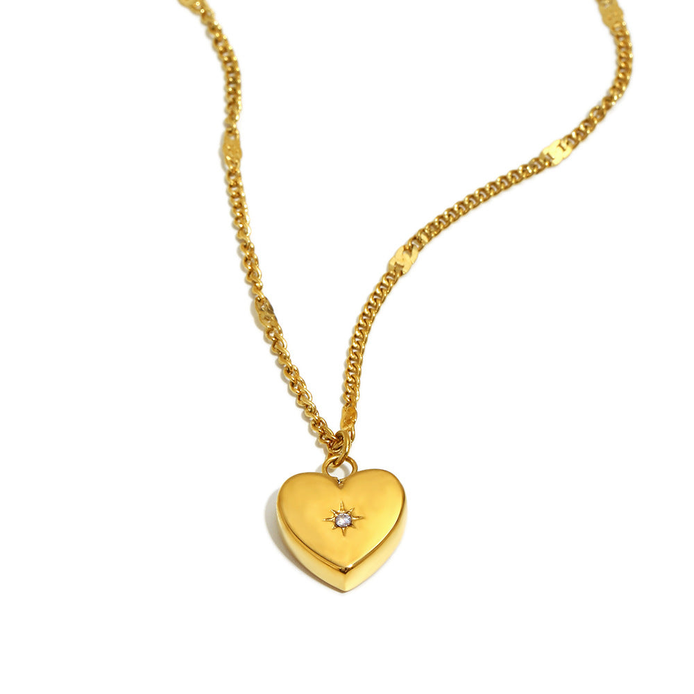 Collar Minimalista de Acero Inoxidable en Forma de Corazón con Baño de Oro de 18K y Detalles de Mini Circonitas para Mujer