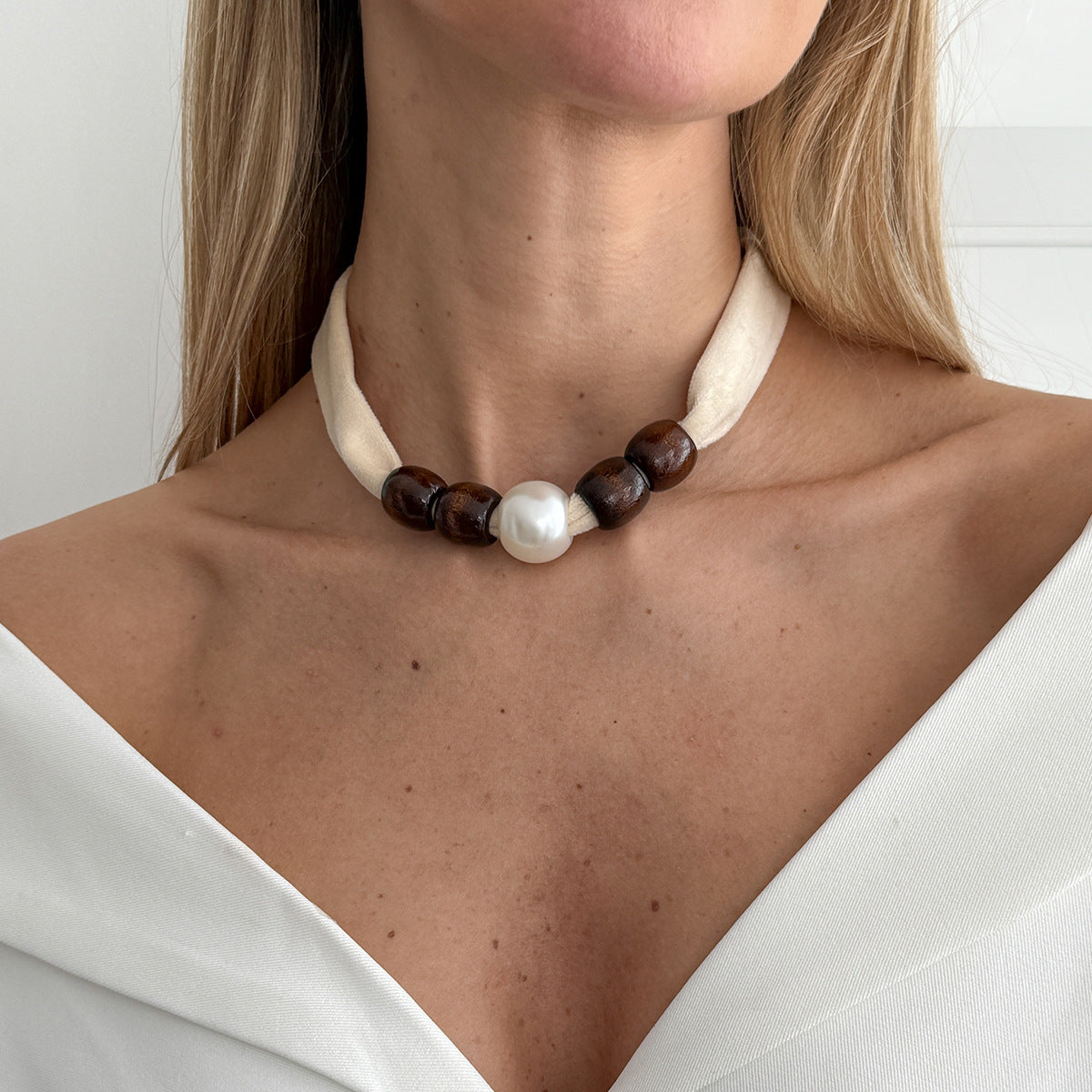 Vintage Leopard Print Round Resin Bead Necklace for Women
