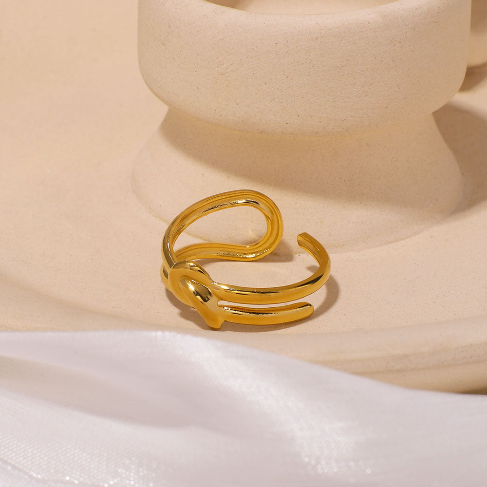 Minimalist Knot-Shaped Stainless Steel Ring with Gold Plating for Unisex Wear