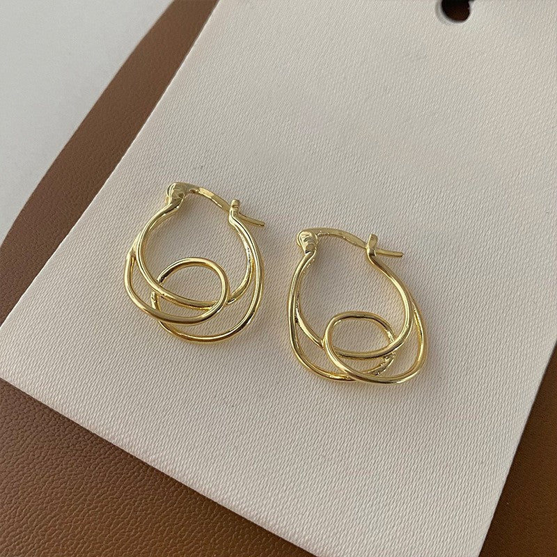 Orecchini a perno geometrici minimalisti in metallo con finitura placcata da donna, gioielli per l'orecchio lussuosi, alla moda e versatili per tutti i giorni