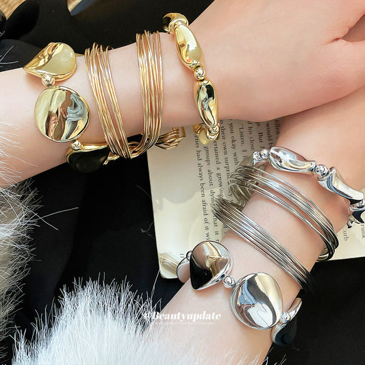 Polished Twisted Open Bangle Bracelet for Women Alloy Metal Fashion Accessory with Geometric Design