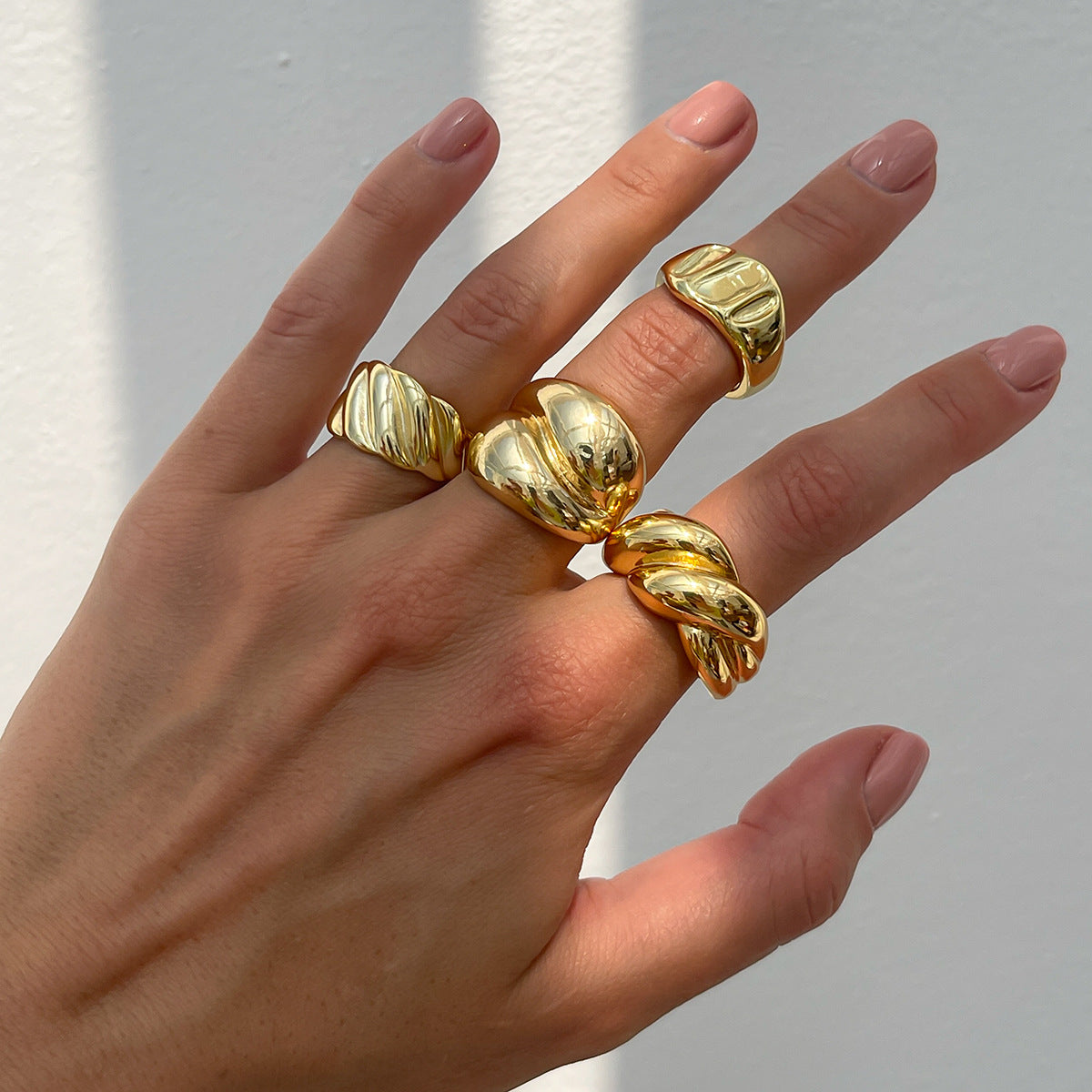 Minimalist Geometric Zinc Alloy Plated Ring Set for Women
