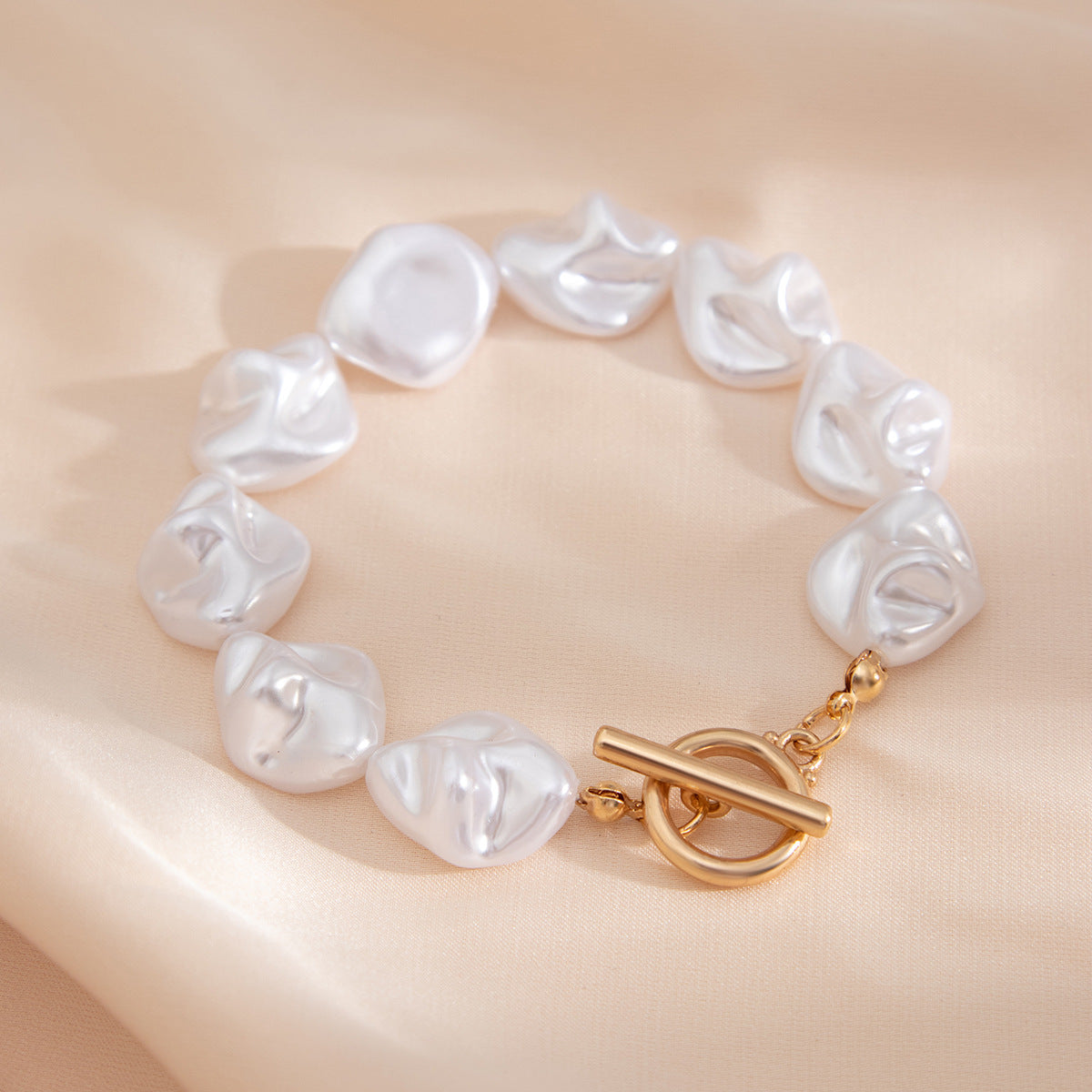 Elegant Geometric Irregular Pearl Alloy Plated Necklace for Women