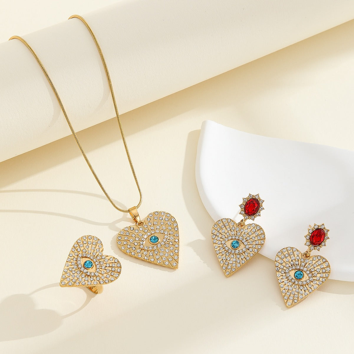 Luxury Heart-Shaped Rhinestone-Set Alloy Pendant Necklace with Matching Earrings and Bracelet for Women