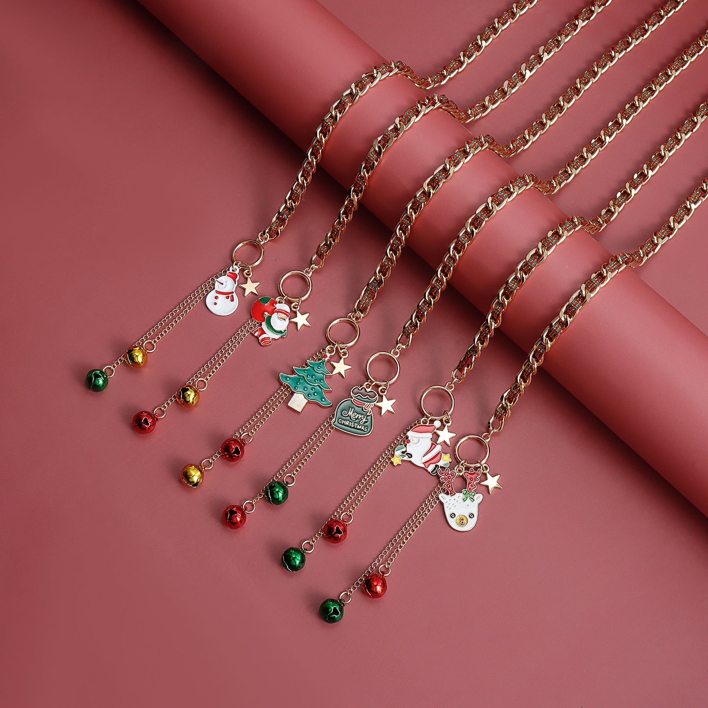 Collana con pendente a campana di Natale da donna in lega con design geometrico e animale del cartone animato, placcata in rodio, gioiello festivo minimalista