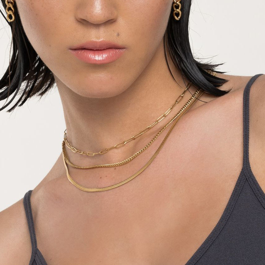 Collana da Donna in Acciaio Inossidabile Placcato con Geometrie, Estetica Minimalista di Lusso e Dettagli a Linea Delicata