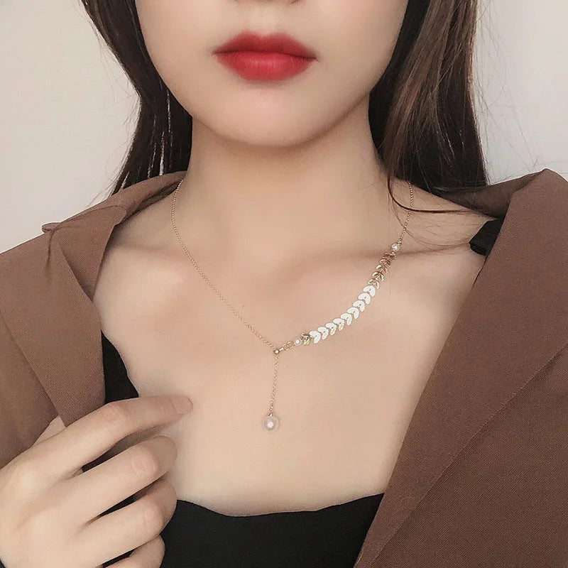 Minimalist Pearl Necklace for Women with Titanium Steel Pendant and Plated Finish, Irregular Animal-Shaped Locket Chain
