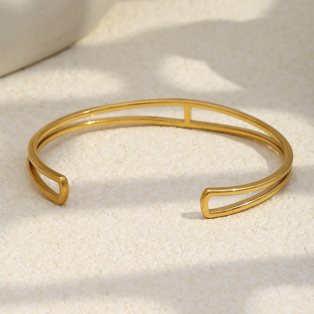 Minimalist Fashionable Stainless Steel Plated 18K Gold Double-Layer Delicate Bracelet with Rhinestone Accents