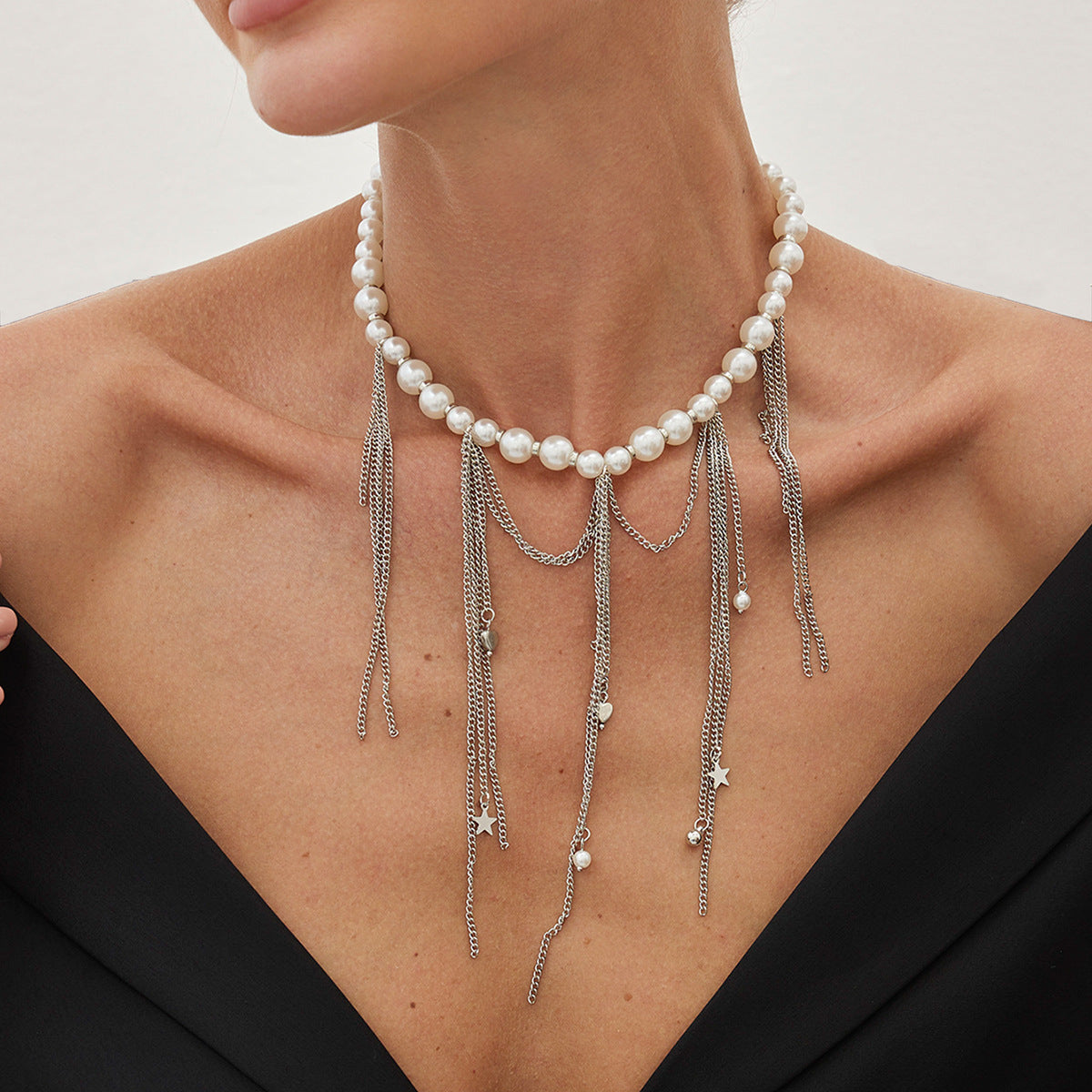 Collana pendente a cuore e croce personalizzata con nappe su catena di perline fatta a mano per donne, perle d'imitazione e lega, finitura placcata