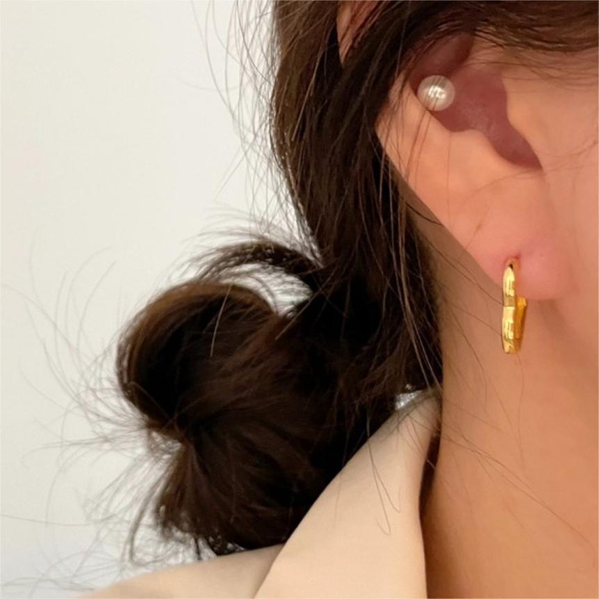 Pendientes minimalistas con forma de corazón de plata de ley 925 para mujer con acabado chapado