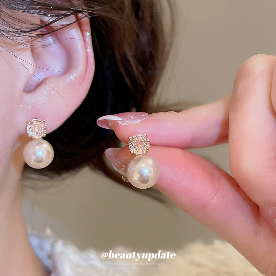 Pendientes de perlas geométricos de estilo lujoso con incrustaciones de circonitas para mujer