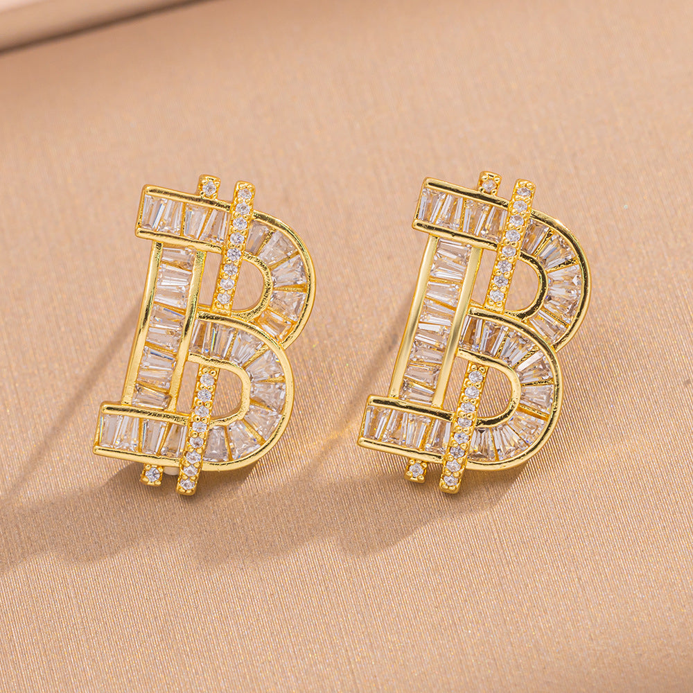 Minimalist Geometric Letter Stud Earrings in Copper with 18K Gold Plating Hypoallergenic Luxury Fashion Ear Jewelry for Women