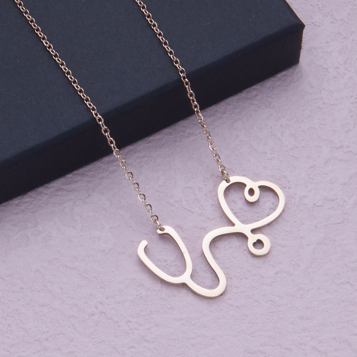 Collar con colgante de estetoscopio geométrico estilo punk para mujer en acero inoxidable con acabado pulido