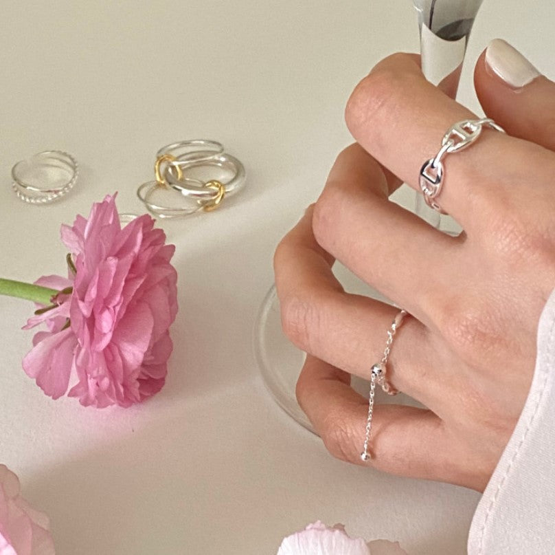 Anello Floreale Minimalista Dolce in Argento Sterling 950 con Piante