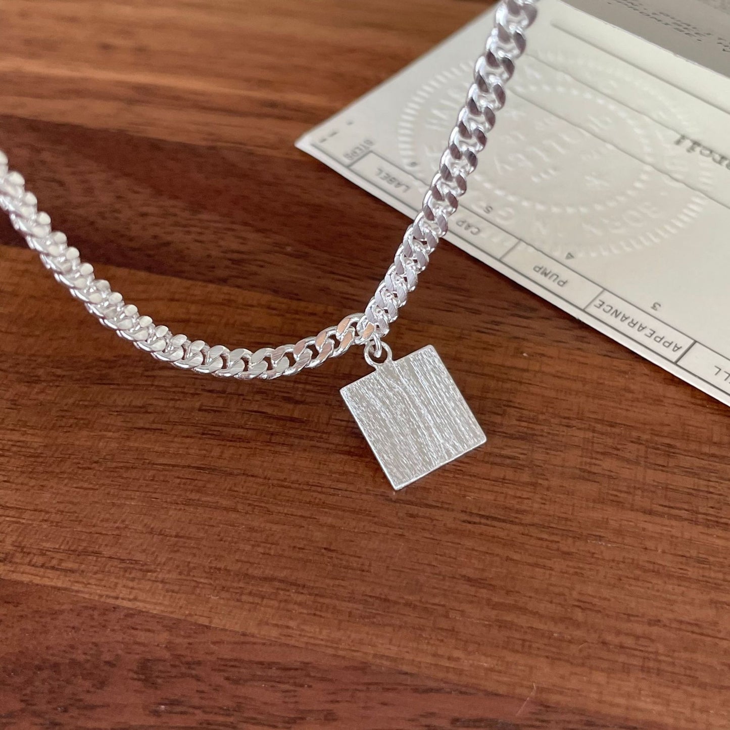 Collana minimalista con catena a maglie quadrate geometriche in argento sterling 925