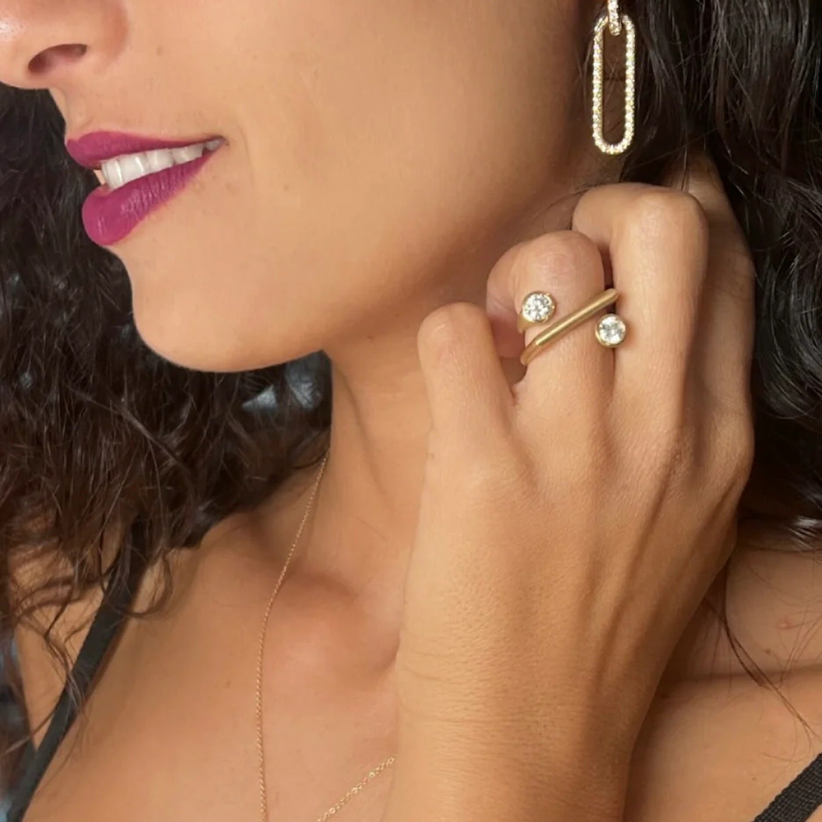 Anillo de circonita de acero inoxidable geométrico con acabado chapado para mujer, joyería minimalista de moda