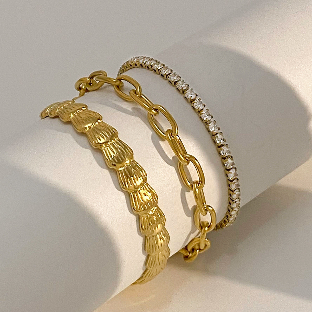 18K Gold Plated Stainless Steel Round Geometric Cubic Zirconia Bracelet