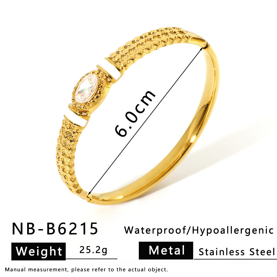 Bracciale da donna in acciaio inossidabile geometrico minimalista con placcatura sottovuoto in oro 18 carati