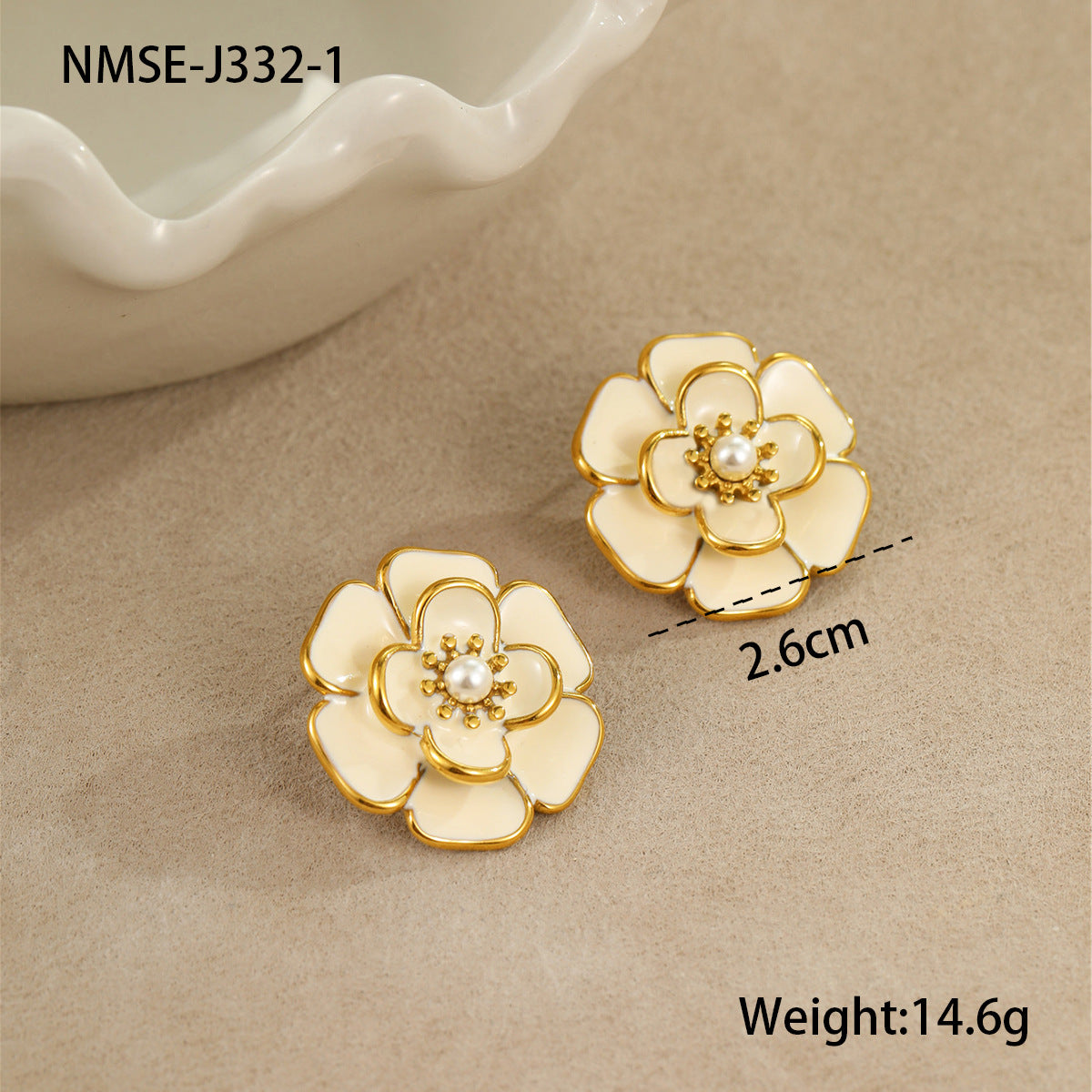 Collar de Acero Inoxidable con Baño de Oro de 18K con Flor de Esmalte en Forma de Camelia Estilo OL de Moda para Mujer