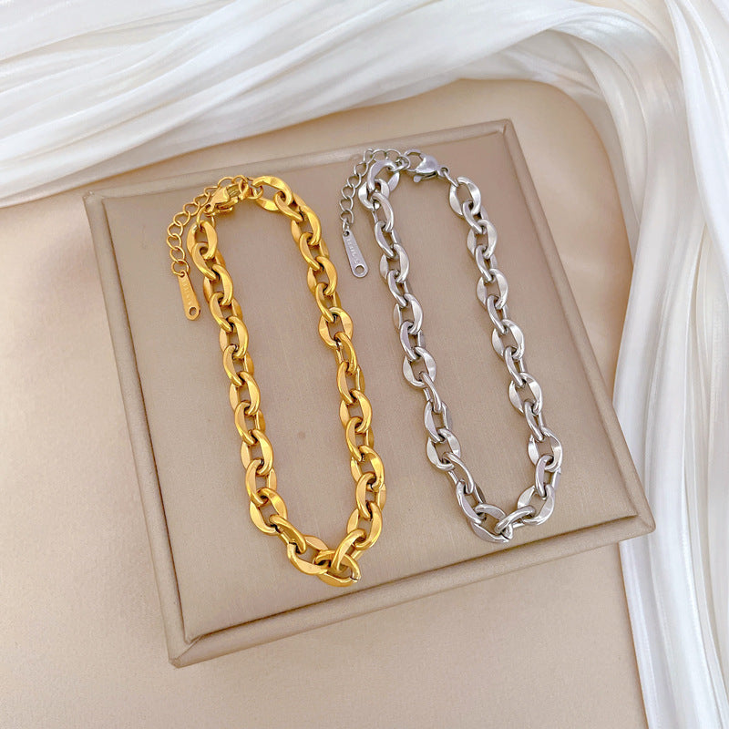Pulsera Vintage Étnica Bohemio de Acero Titanio con Baño de Oro para Mujer y Hombre